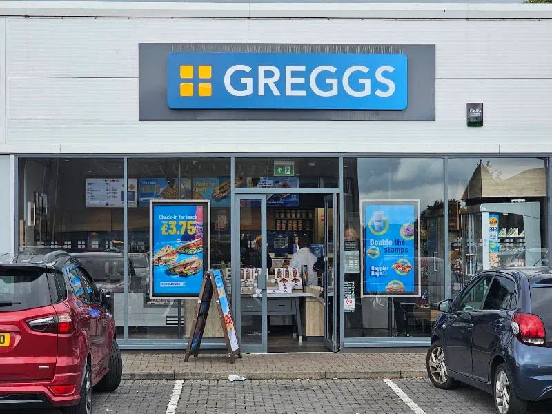 Greggs Airdrie U3 22C High Street