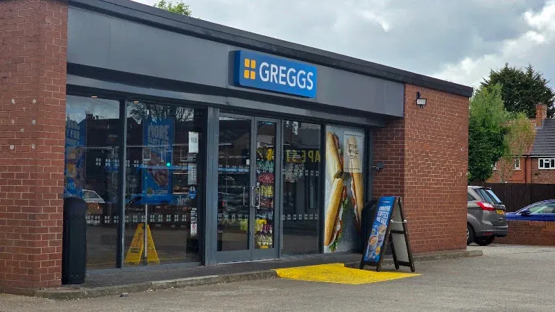 Greggs Beeston 201/207 Queens Rd
