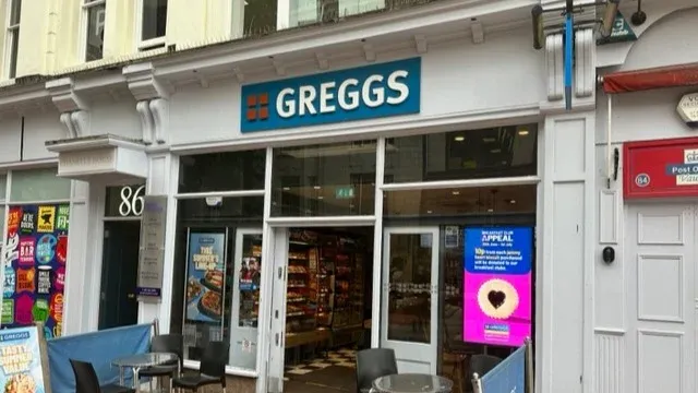 Greggs Birmingham 85 New Street