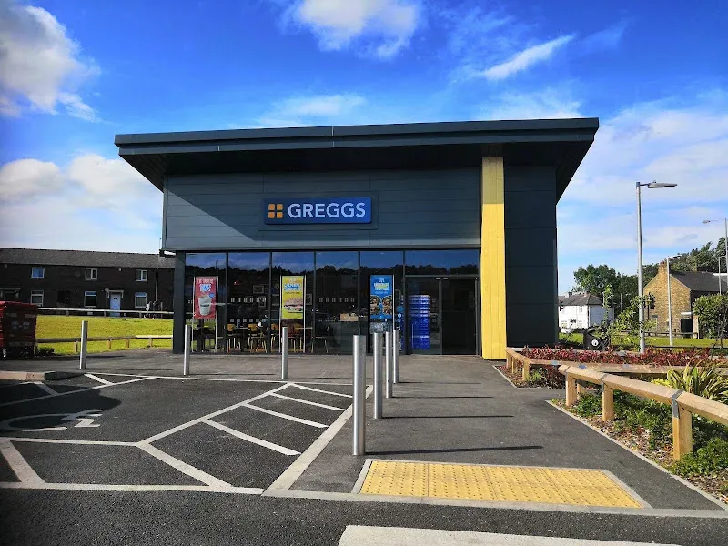 Greggs Bradford U6 Quora Retail Park Clayton Road