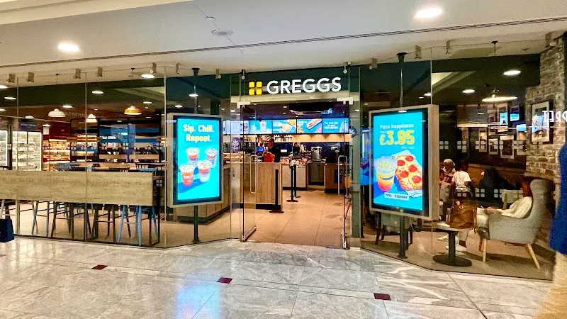 Greggs Canary Wharf U365 Cabot Sqaure West