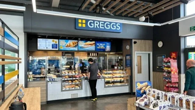 Greggs Cardiff Cardiff University Park Place