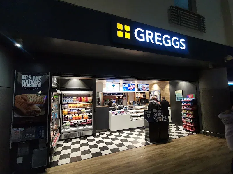 Greggs Castle Donington M1, J23A Moto Main Building North