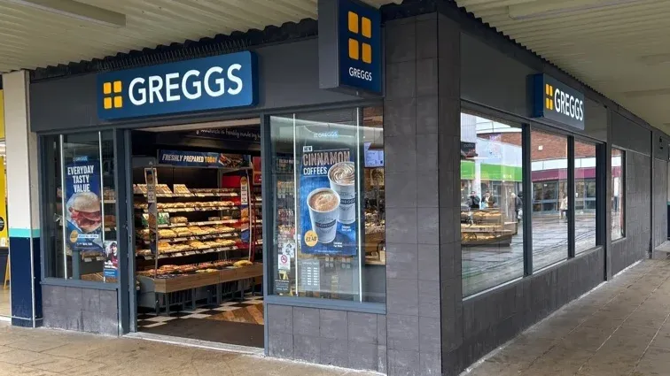 Greggs Chelmsley Wood U61 Chelmsley Wood Shopping Centre 9 Greenwood Square