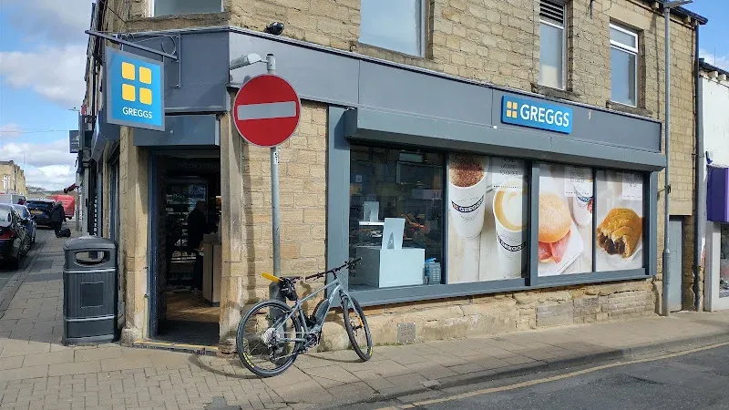 Greggs Cleckheaton 16 Northgate