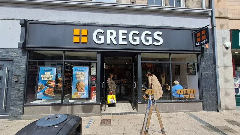 Greggs Dunfermline 92 High Street