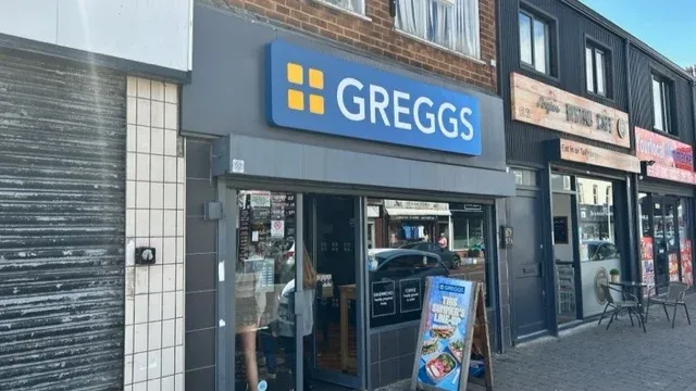 Greggs Edgeley 55 Castle Street