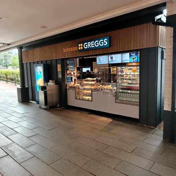 Greggs Ellesmere Port Cheshire Oaks Outlet Village Cheshire Oaks Way