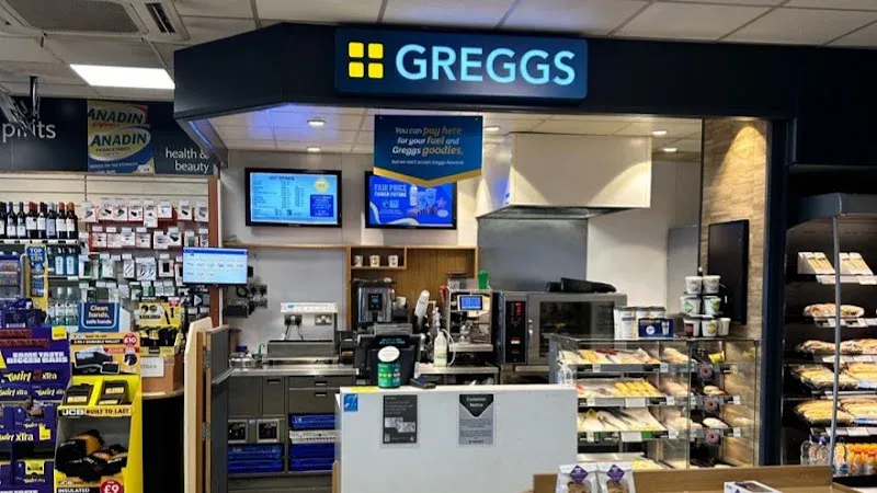 Greggs Essington M6 North, Between J10A/11 Moto Petrol Forecourt North