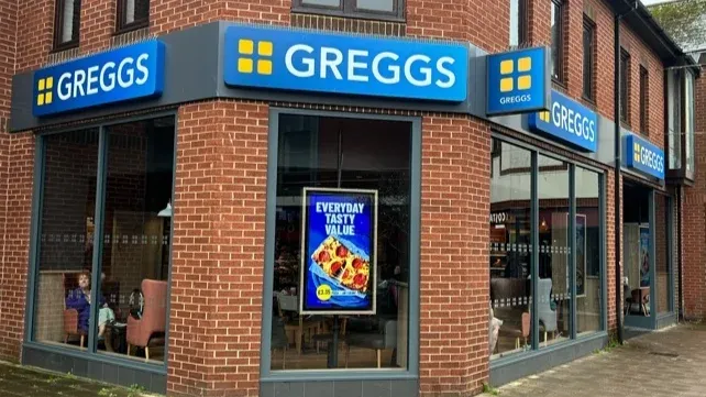Greggs Exmouth 38/40 Chapel Street