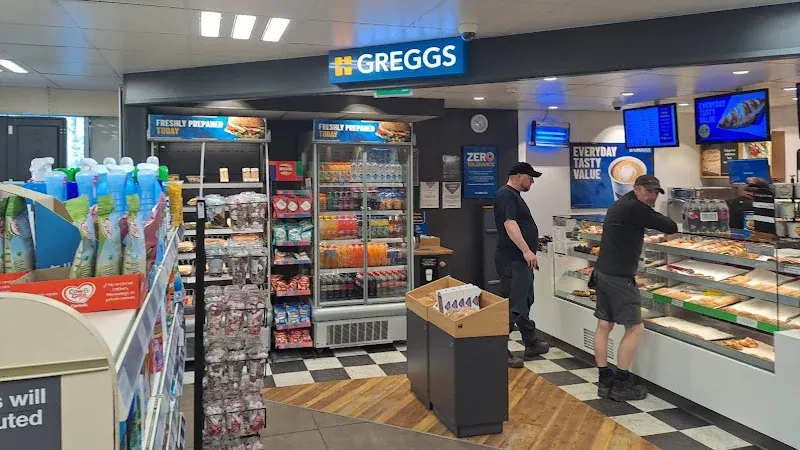 Greggs Glasgow 2101 London Road