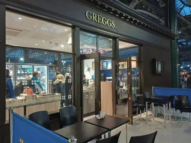 Greggs Glasgow U26 Glasgow Central Station Gordon Street