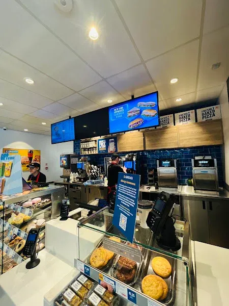 Greggs Greenock 44 Hamilton Way