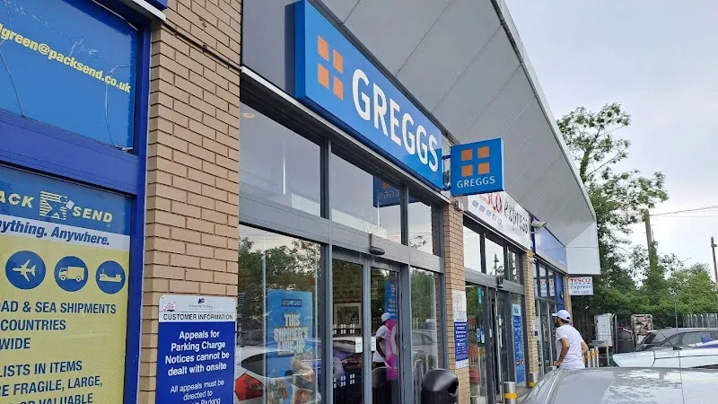 Greggs Hall Green U2 1182 Stratford Road