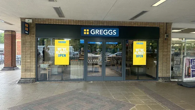 Greggs Hemel Hempstead Sainsbury's London Rd