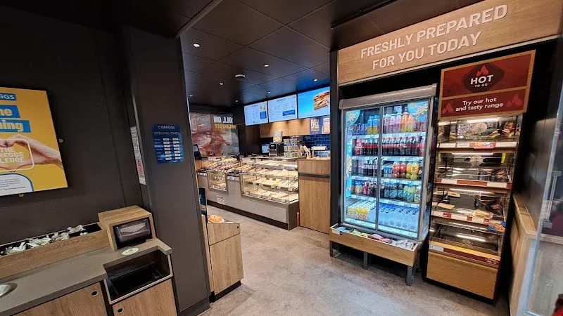 Greggs Hull 1026 Hedon Rd