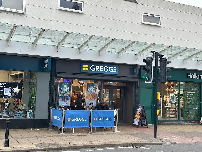 Greggs Kenilworth 19 Warwick Road