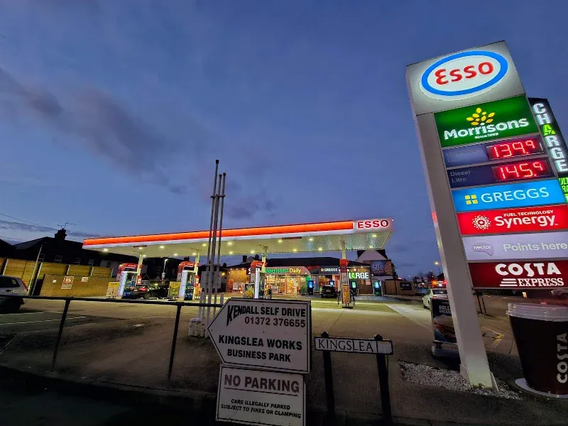 Greggs Leatherhead Esso 73 Kingston RDC