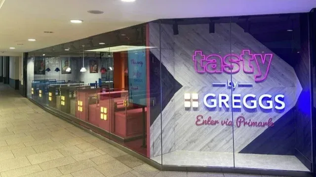 Greggs Leeds Primark Albion Street