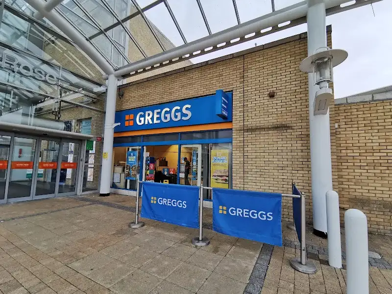 Greggs Leeds U57B/C White Rose Shopping Centre
