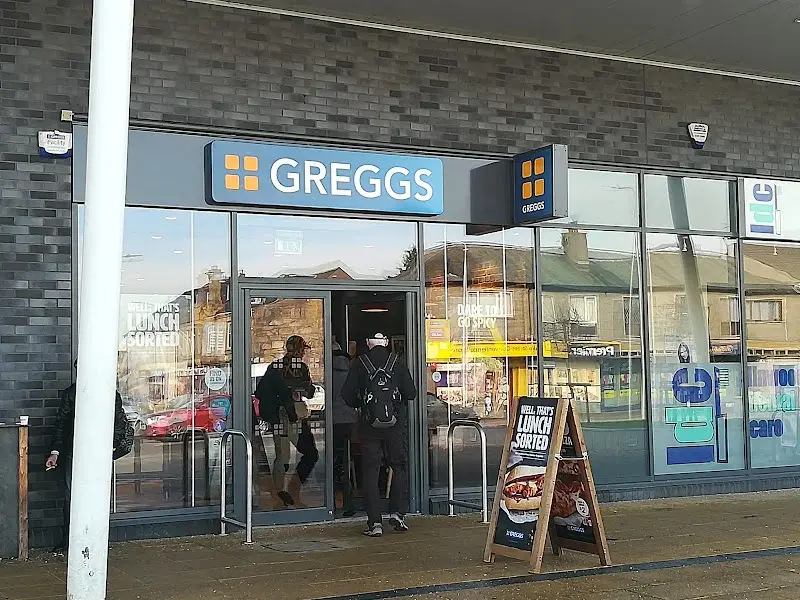 Greggs Linwood U4 Bridge Street