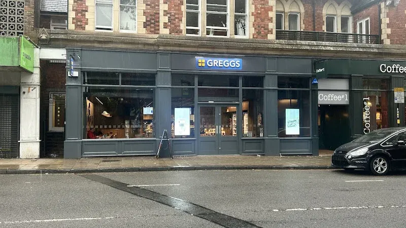 Greggs Moseley U1 158/162 Alcester Road