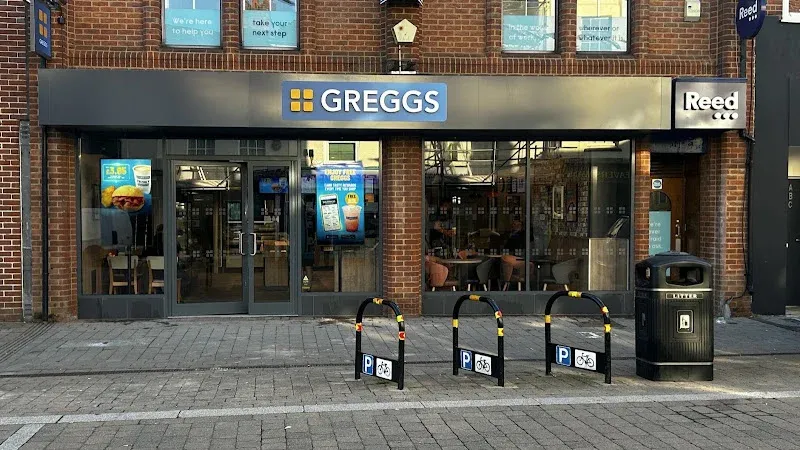 Greggs Newbury 28 Northbrook Street