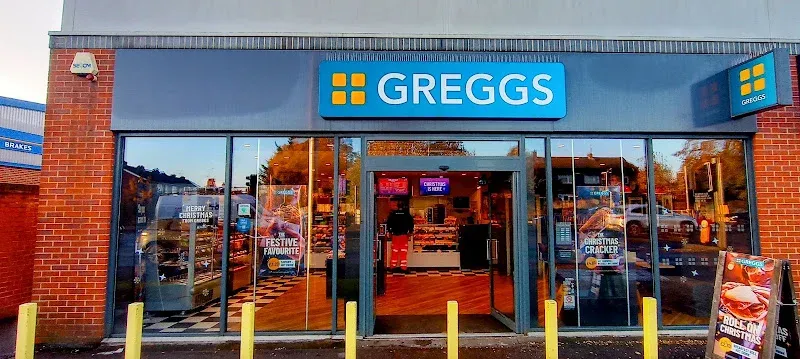 Greggs Newbury U2 125 London Road