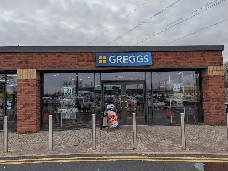 Greggs Oldbury U14 Oldbury Green Retail Park