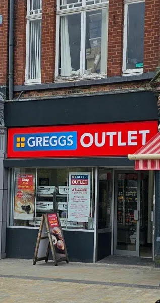 Greggs Oldham 23 Henshaw Street