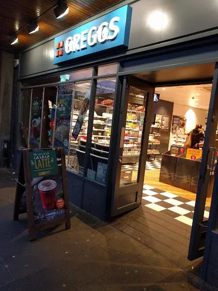 Greggs Rayleigh 81 High Street