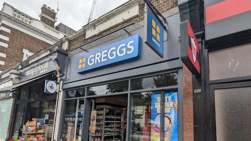 Greggs Raynes Park 36 Coombe Lane