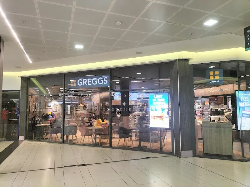 Greggs Reading Broad Street Mall 15/16