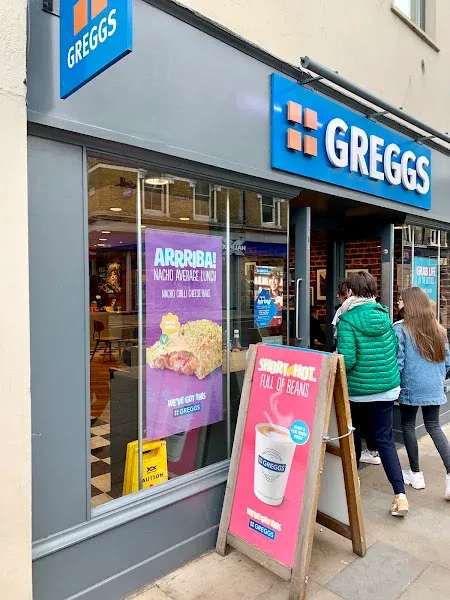 Greggs Richmond 35 The Quadrant