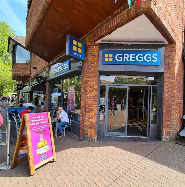 Greggs Salisbury 29 The Maltings