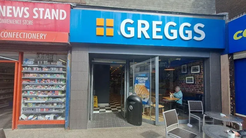 Greggs Saltcoats 29 Dockhead Street