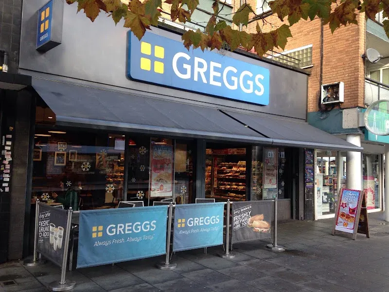 Greggs Stockwell 312 Clapham Road