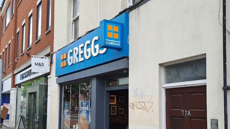 Greggs Surbiton 77 Victoria Road