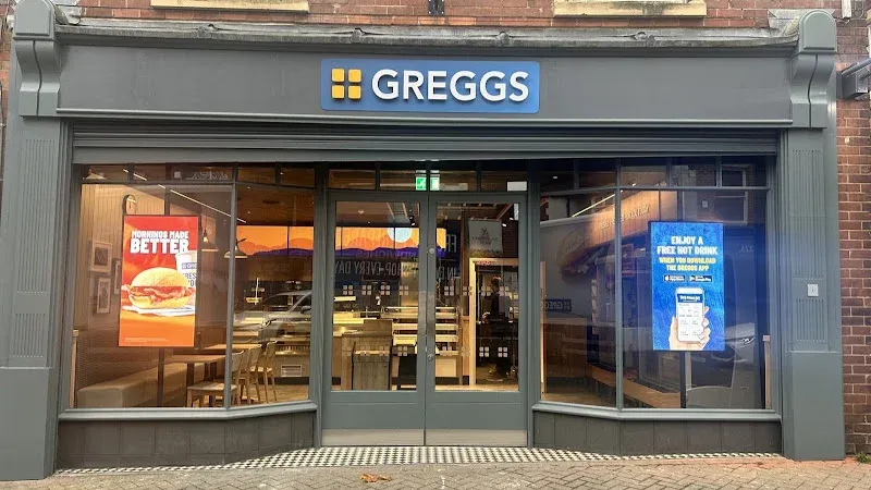 Greggs Swadlingcote 6 High Street