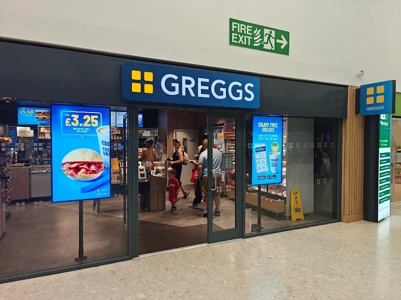 Greggs Swindon G8 West Swindon Shopping Centre Tewkesbury Way