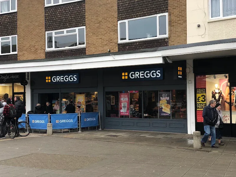 Greggs Woodley 136/142 Crockhamwell Road